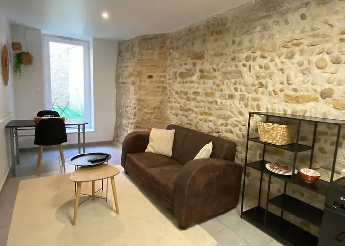 Vaste Renove - Centre Apartment *